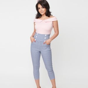 EUC Unique Vintage Blue Gingham Capris